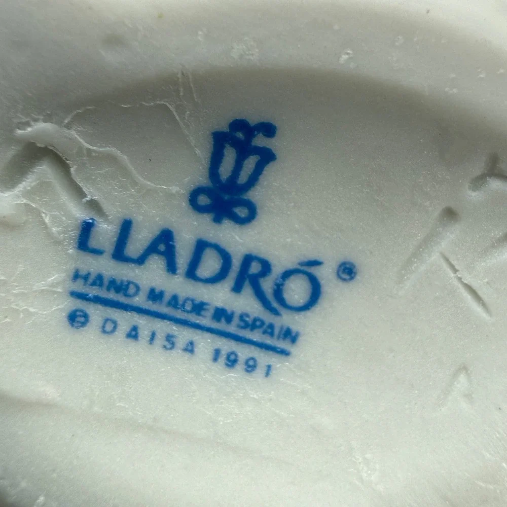 Vintage Lladro Snowman Ornament White Porcelain Blue Scarf Xmas Decor Spain 1991